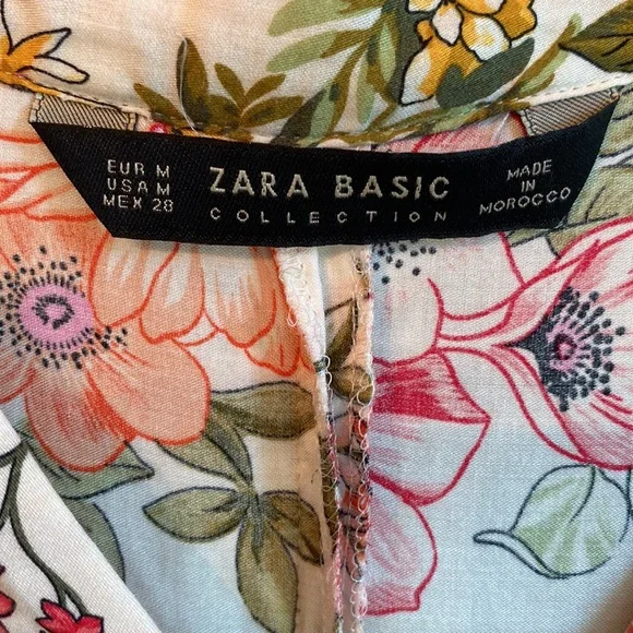 Zara Basic floral high low top size medium - Picture 2 of 4